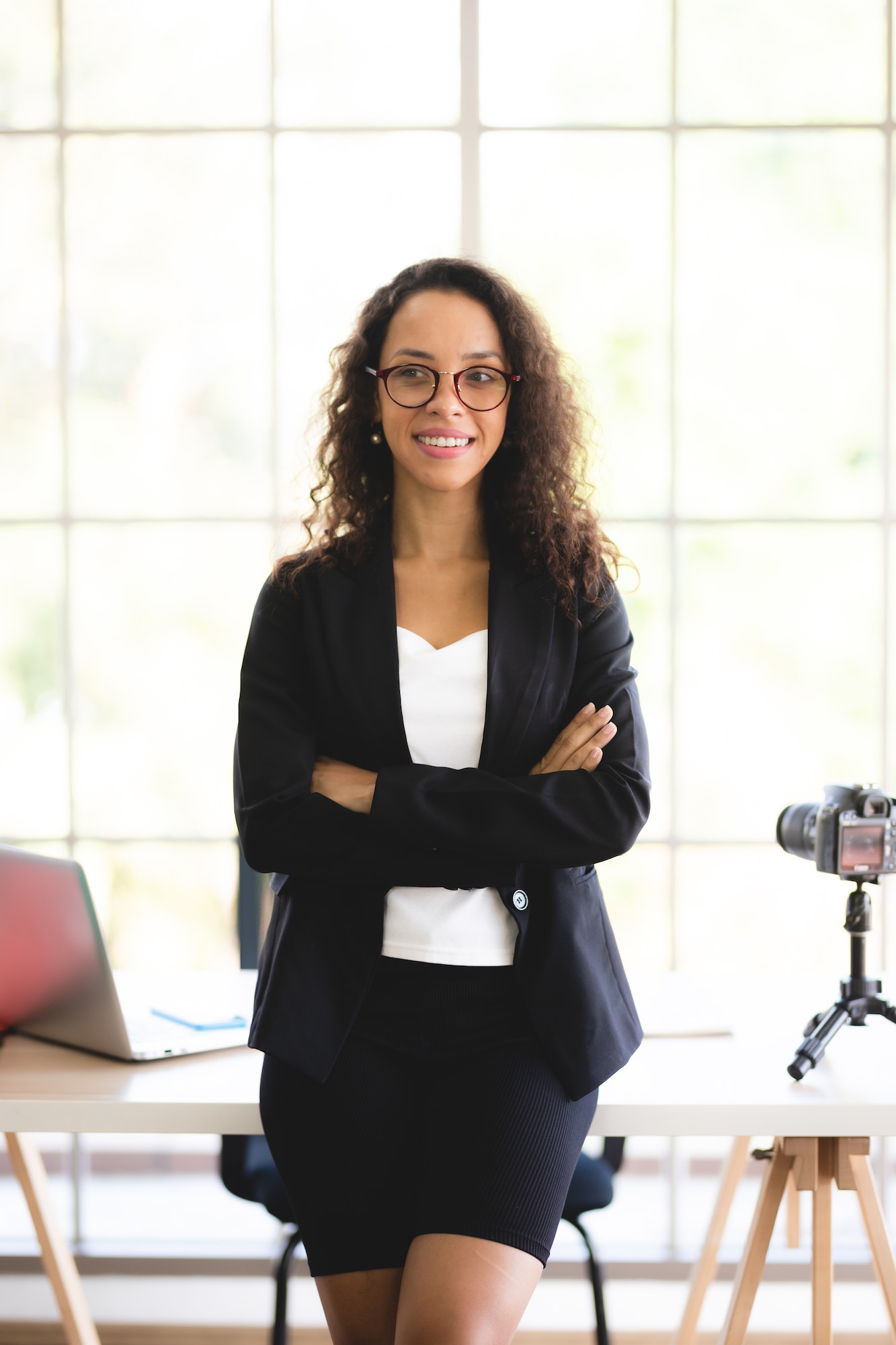 African American business woman in the modern office, professional businesswoman are happy with work